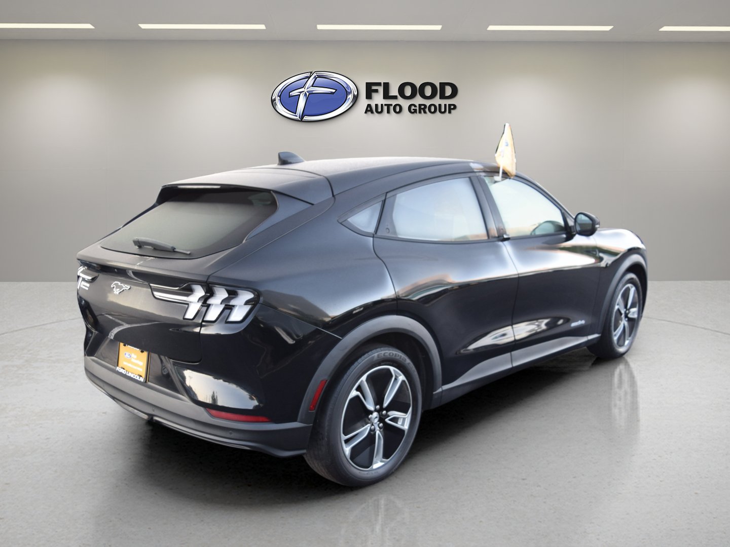 Certified 2021 Ford Mustang Mach-E Select w/ Comfort/Appearance Package AWD/4WD image 4