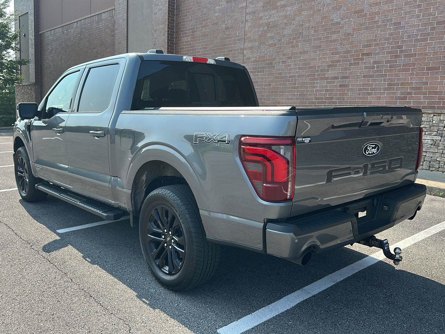 Certified 2024 Ford F150 Lariat w/ FX4 Off-Road Package AWD/4WD image 3