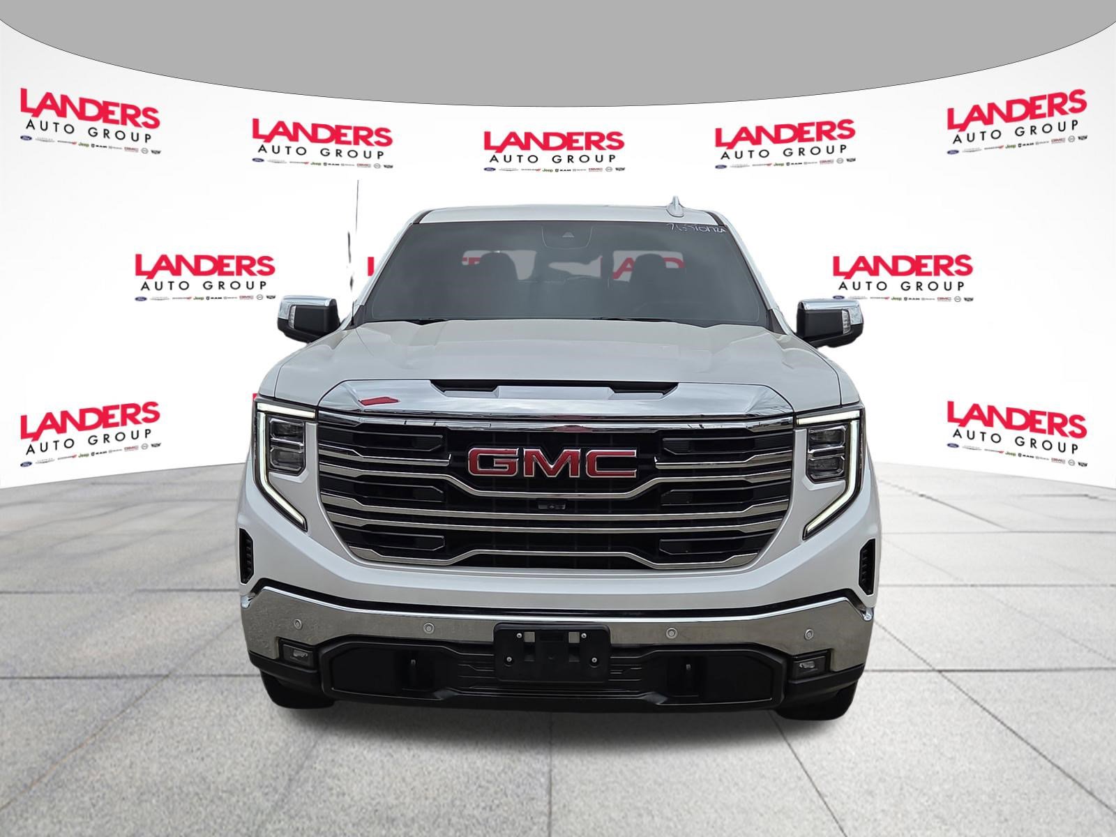 Used 2024 GMC Sierra 1500 SLT w/ SLT Premium Plus Package AWD/4WD image 8