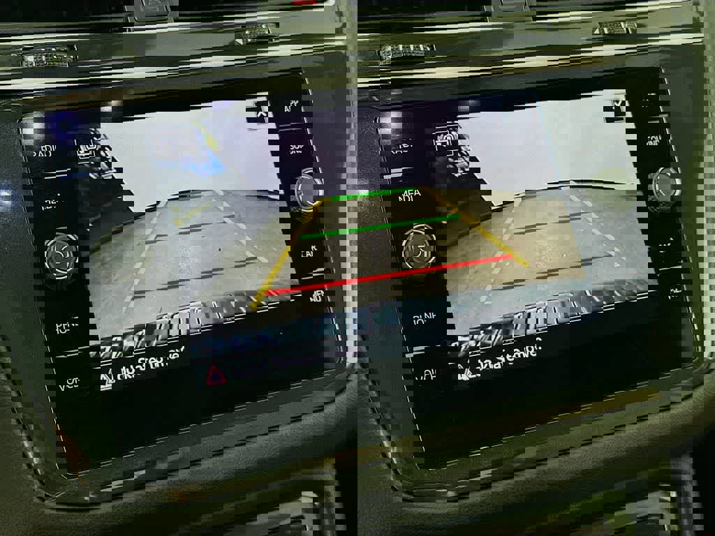 Used 2024 Volkswagen Tiguan SE R-Line image 27