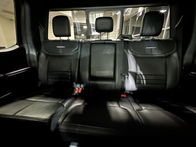 Certified 2025 Ford F150 Platinum w/ FX4 Off-Road Package AWD/4WD image 17