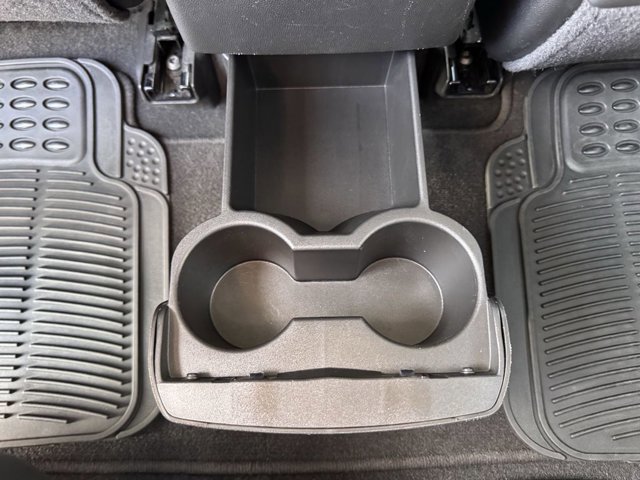 Used 2023 GMC Acadia SLT image 34