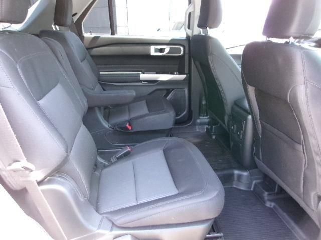 Certified 2023 Ford Explorer XLT AWD/4WD image 5