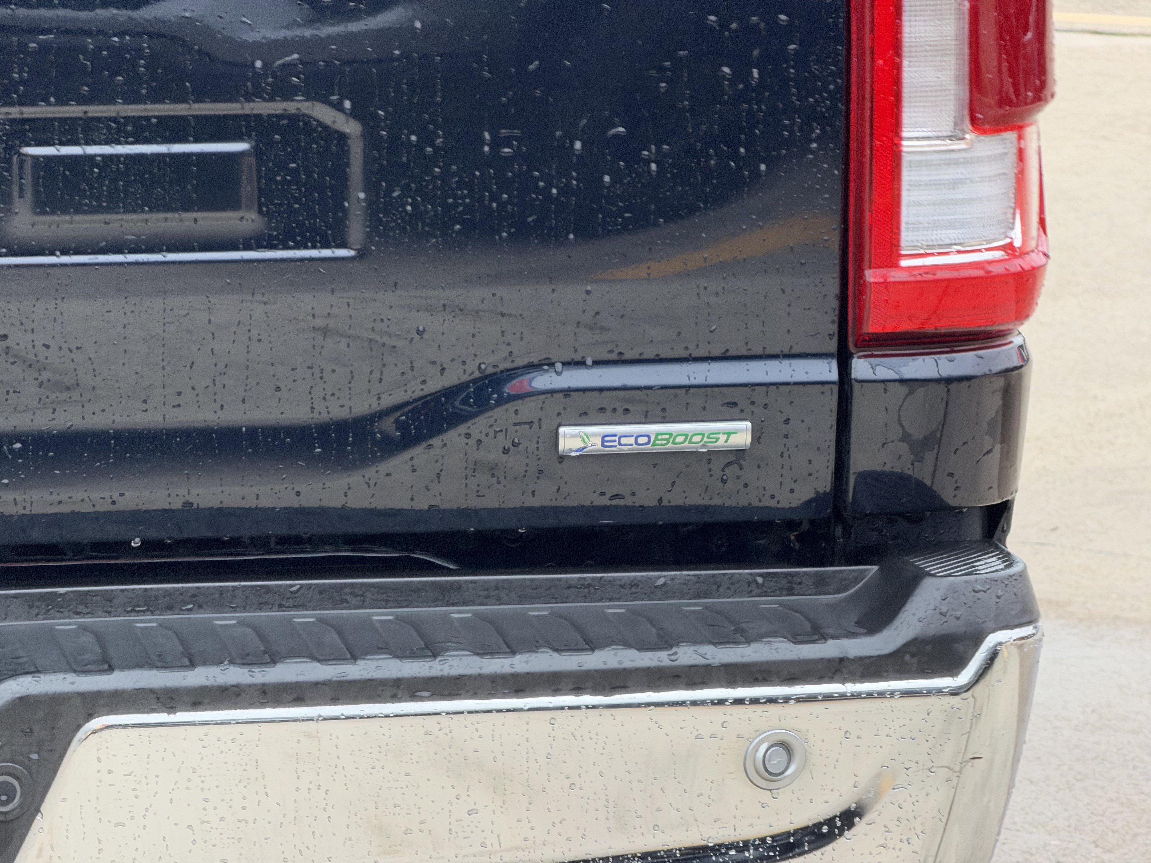 Certified 2022 Ford F150 Lariat RWD image 9