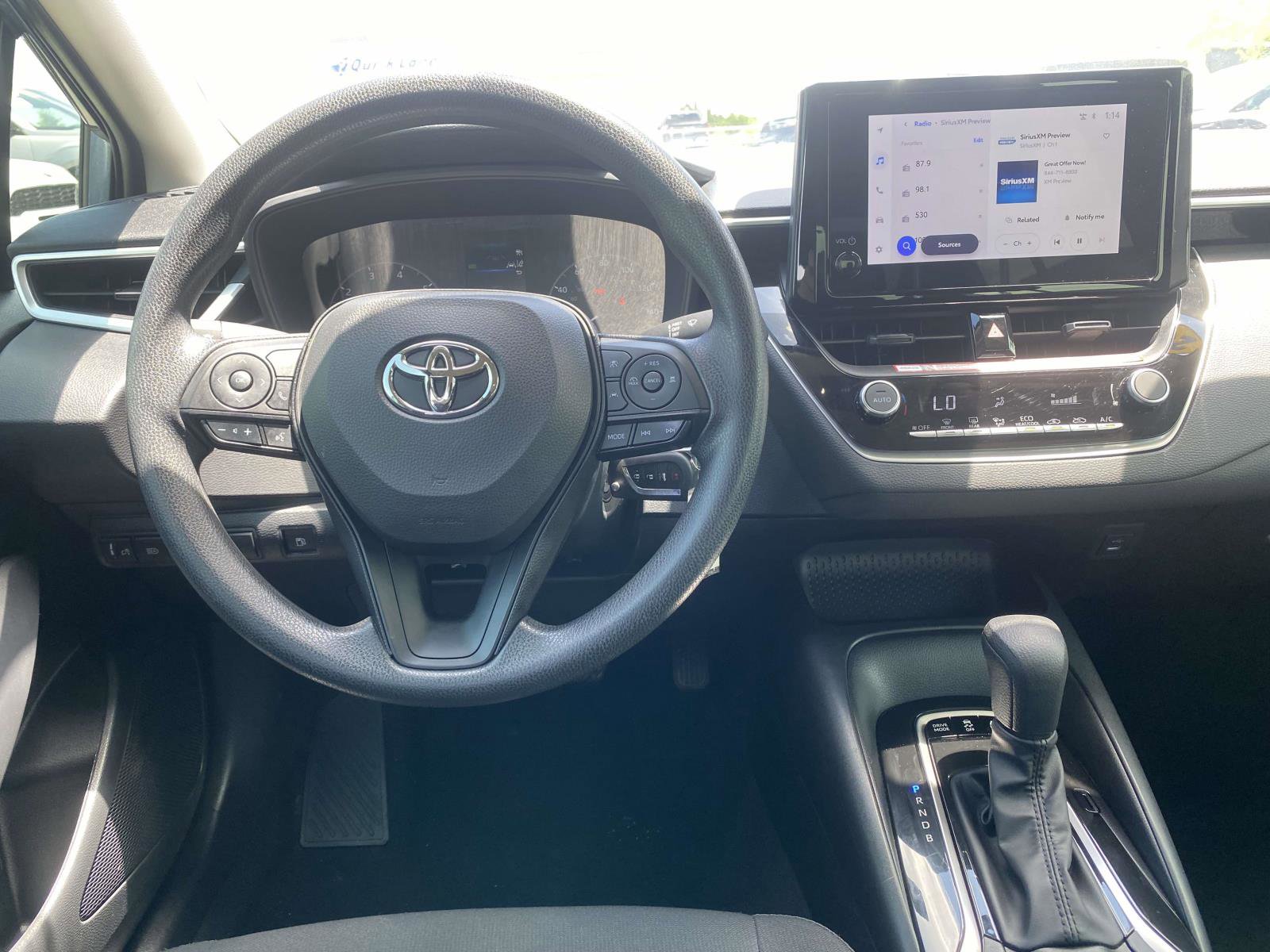 Used 2025 Toyota Corolla LE FWD image 12