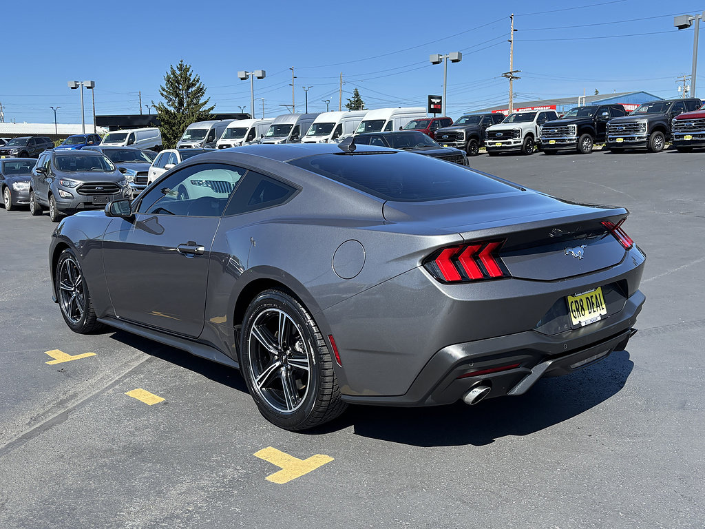 Certified 2024 Ford Mustang Coupe RWD image 8