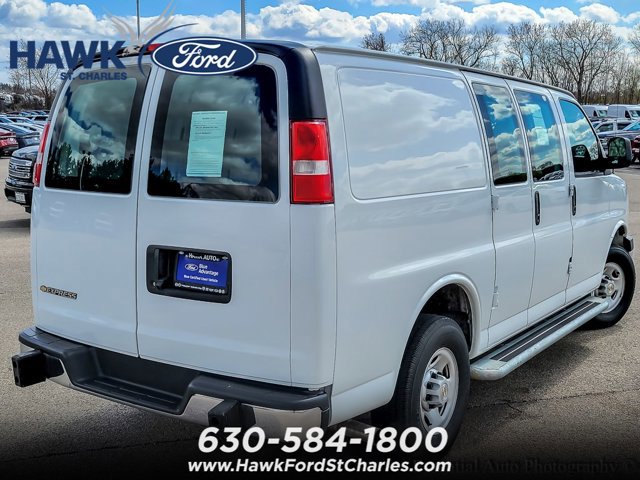 Used 2024 Chevrolet Express 2500 w/ Driver Convenience Package RWD image 7