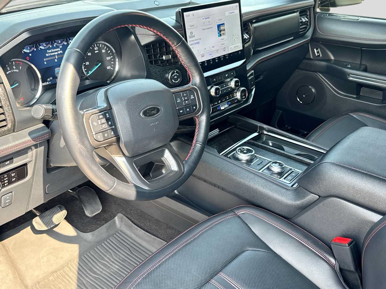 Certified 2023 Ford Expedition Max Limited AWD/4WD image 2