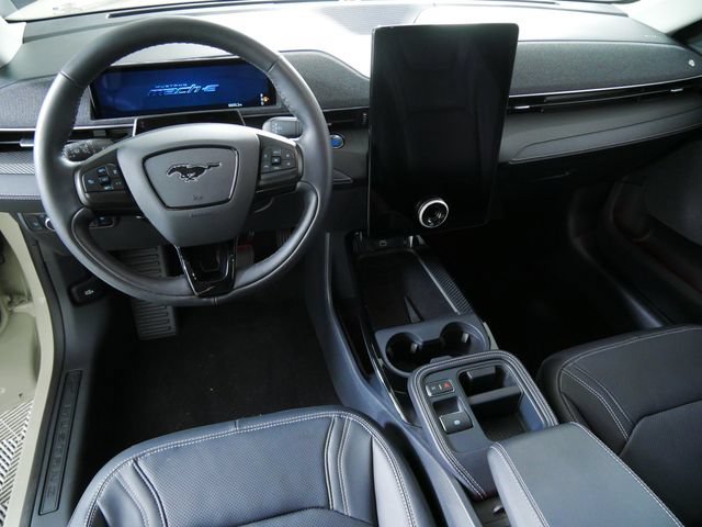 Certified 2025 Ford Mustang Mach-E Premium AWD/4WD image 4