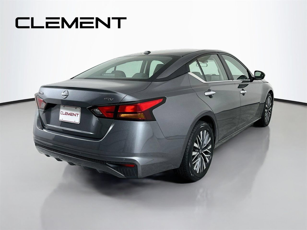 Used 2025 Nissan Altima 2.5 SV FWD image 7