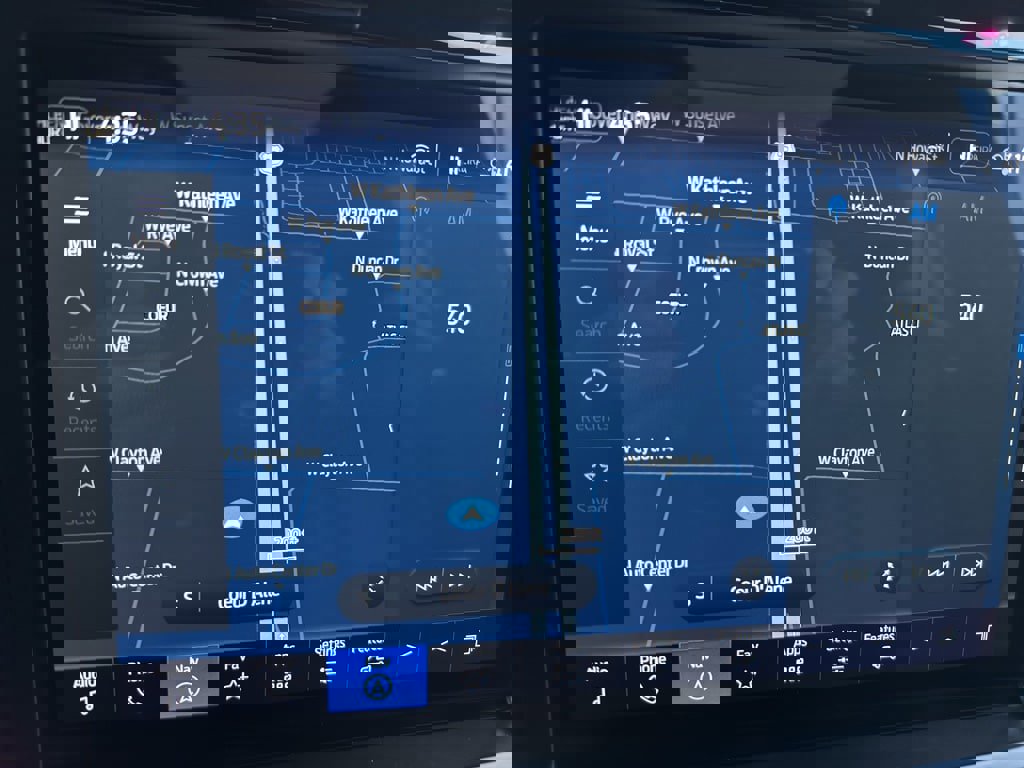 Certified 2025 Ford F150 Lariat image 32