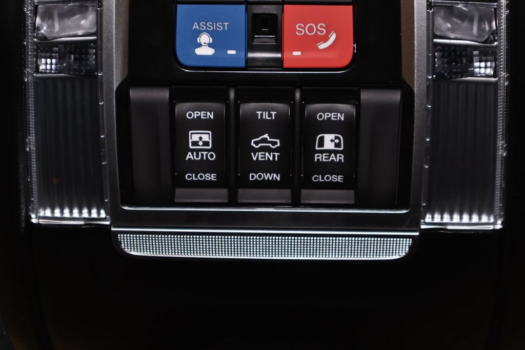 Used 2024 RAM 3500 Limited w/ Night Edition AWD/4WD image 40