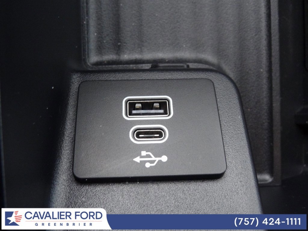 Certified 2025 Ford Expedition Active image 46