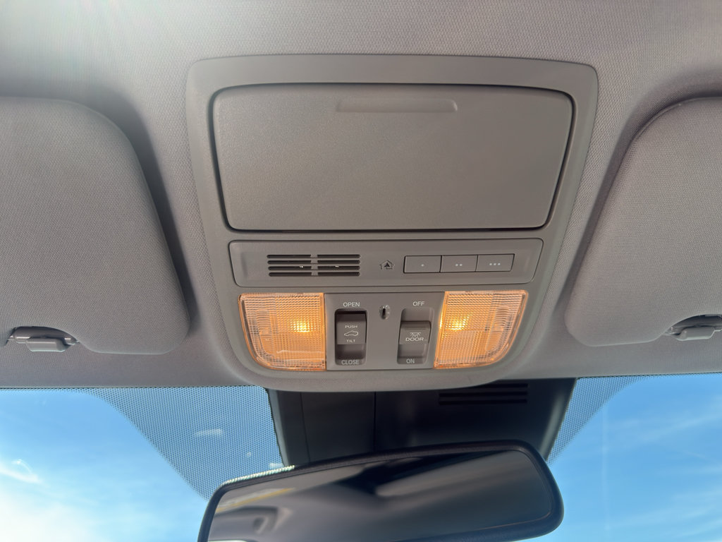 Used 2019 Honda CR-V Touring image 20