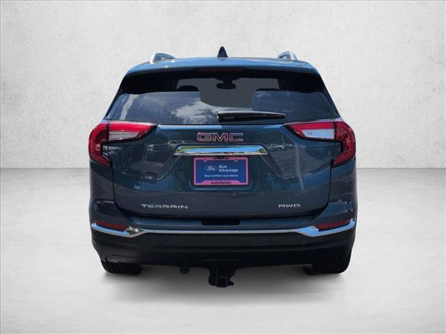 Used 2024 GMC Terrain SLT AWD/4WD image 7