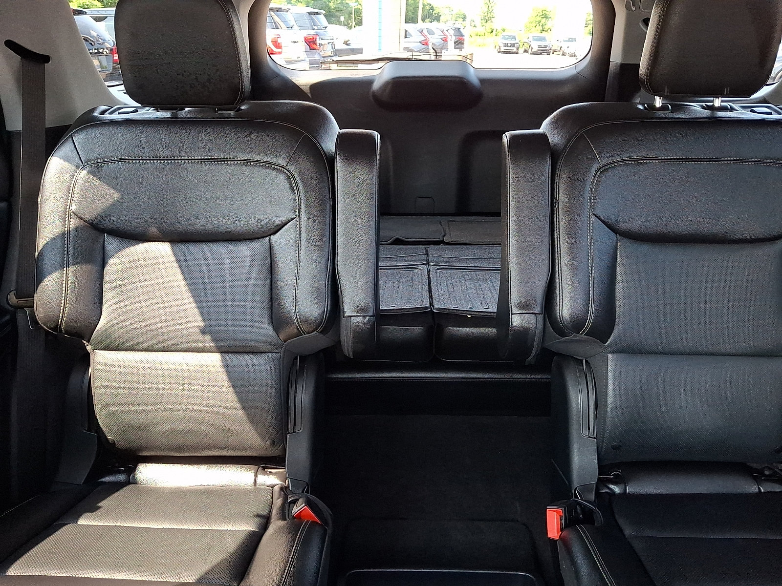 Certified 2021 Ford Explorer Limited w/ Equipment Group 301A AWD/4WD image 19