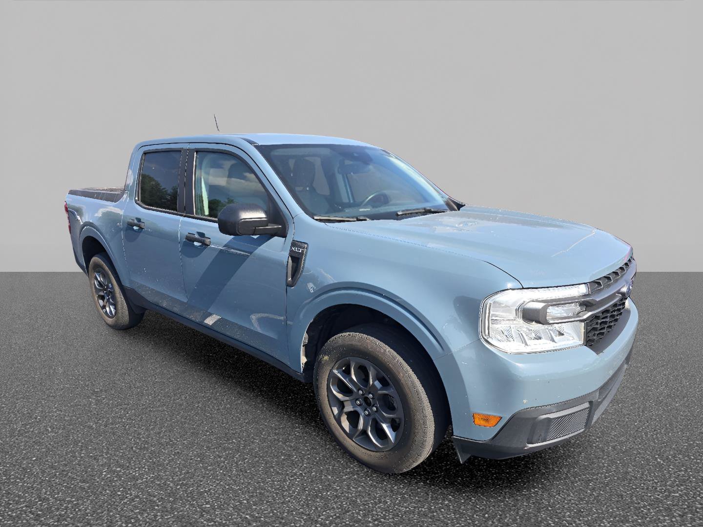 Certified 2022 Ford Maverick XLT FWD image 2