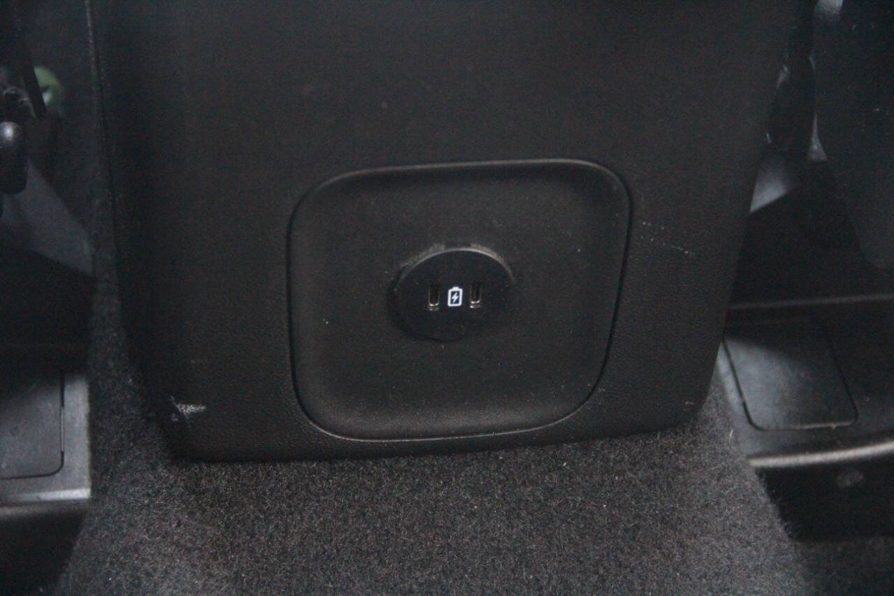 Certified 2025 Ford Escape ST-Line Select image 15