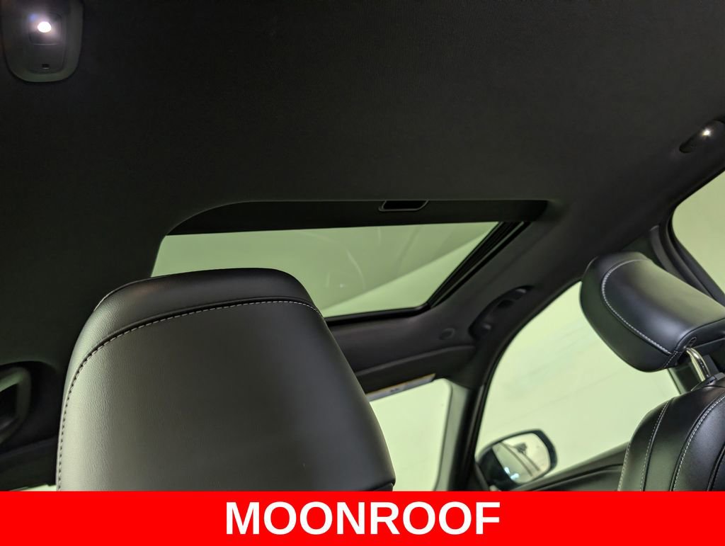 Used 2023 Jeep Grand Cherokee Altitude AWD/4WD image 14