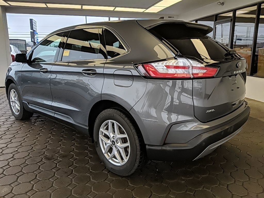 Certified 2024 Ford Edge SEL w/ Convenience Package image 5