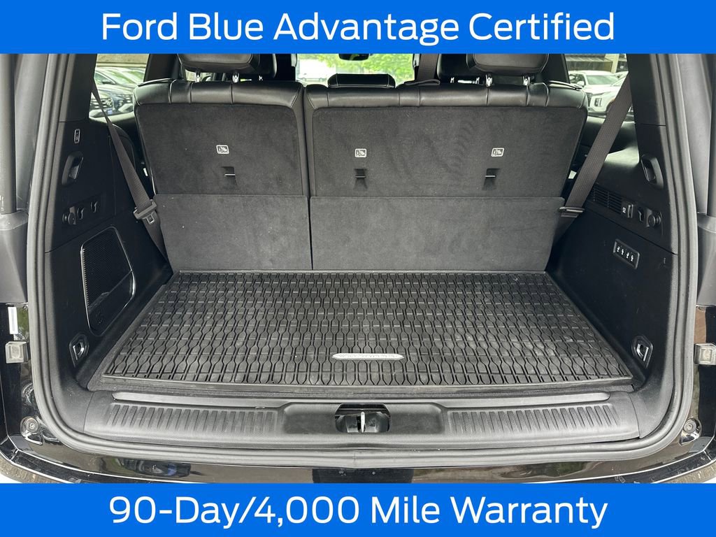 Used 2022 Jeep Wagoneer Series III w/ Premium Group I AWD/4WD image 7