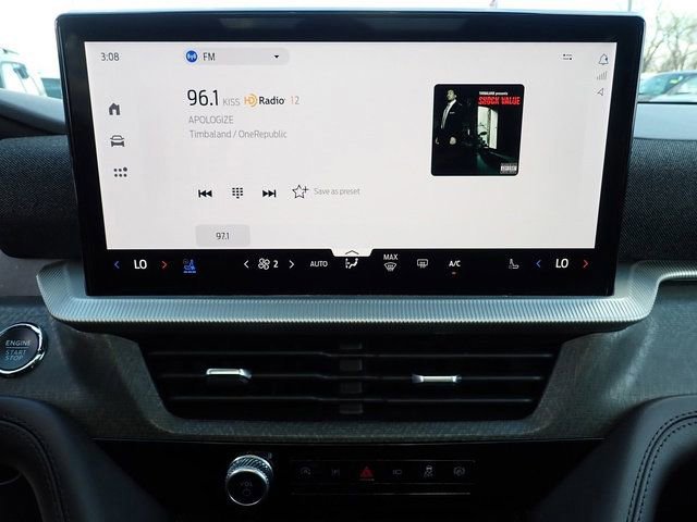 Certified 2025 Ford Explorer Platinum image 29