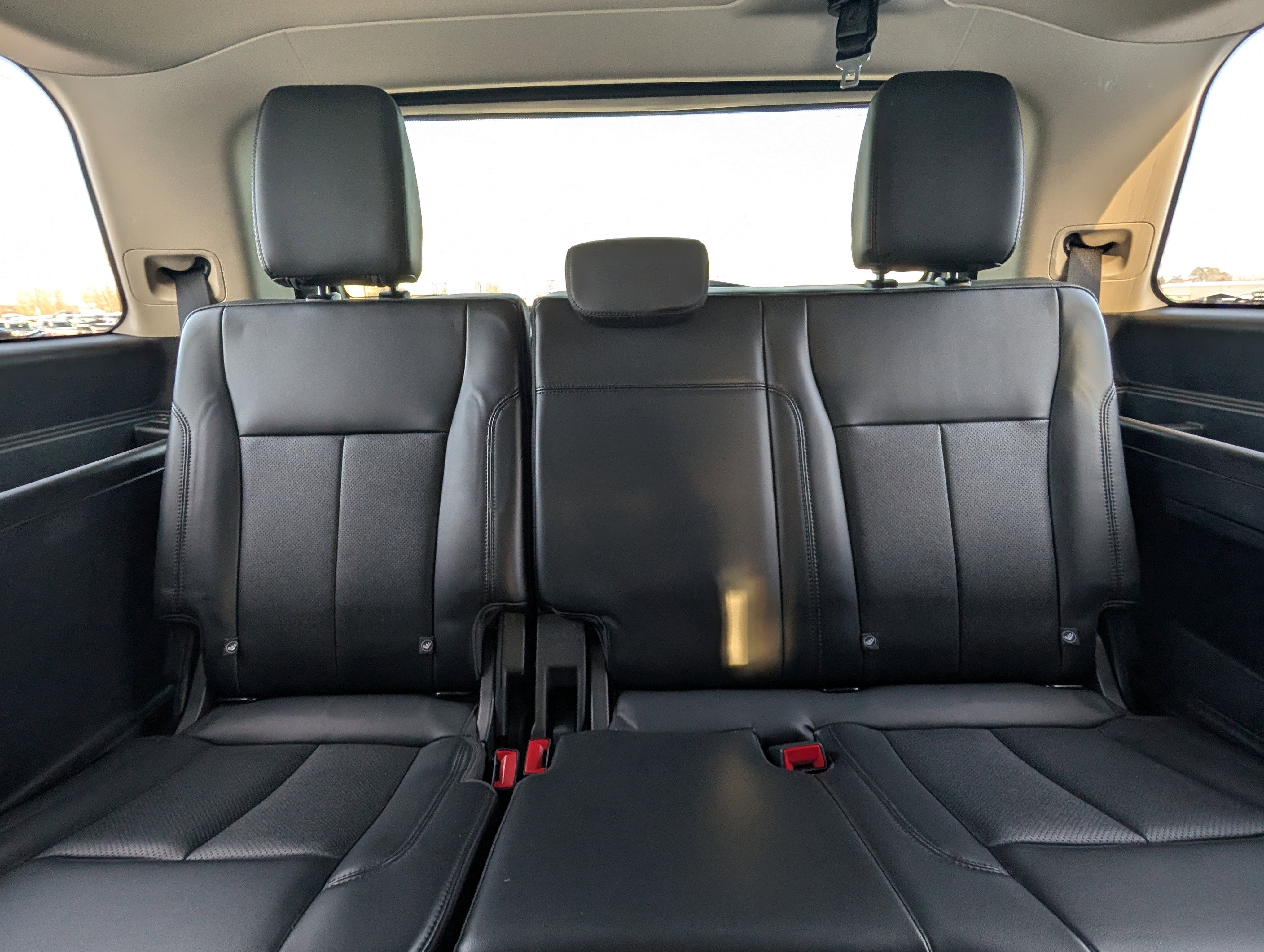 Certified 2024 Ford Expedition XLT image 31