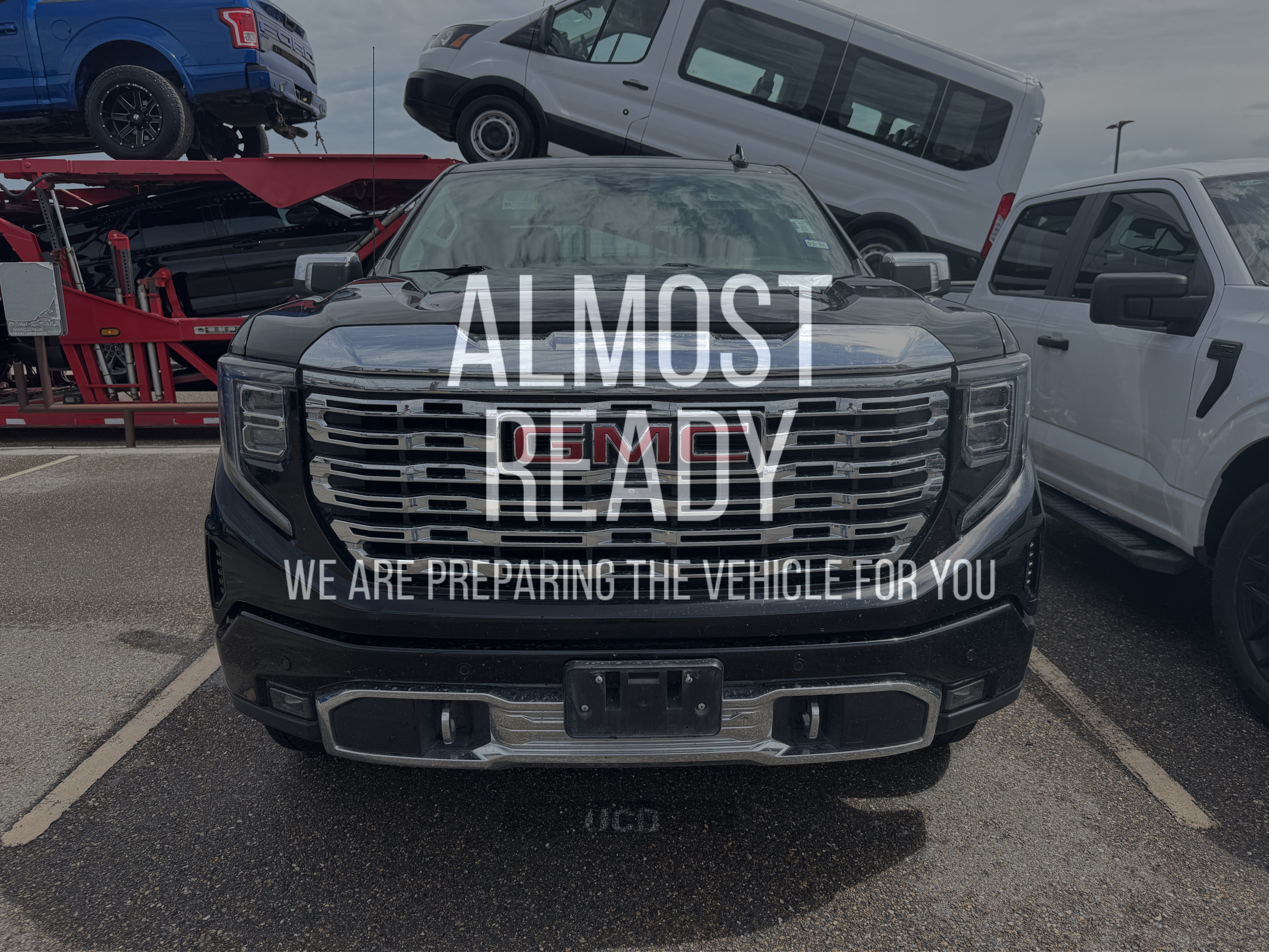 Used 2022 GMC Sierra 1500 Denali AWD/4WD image 1