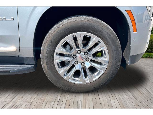 Used 2025 GMC Yukon Denali AWD/4WD image 29