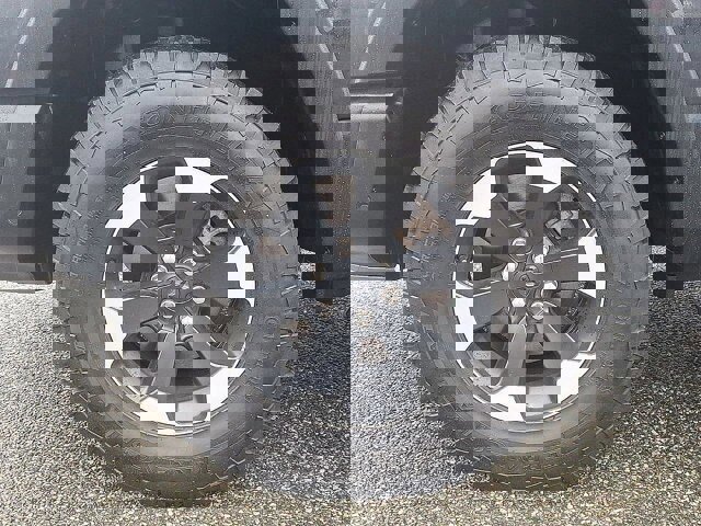 Used 2020 RAM 1500 Rebel image 28