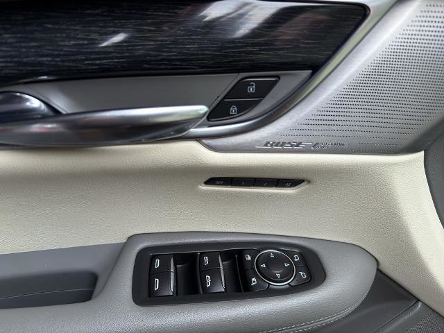 Used 2020 Cadillac XT6 Premium Luxury image 14