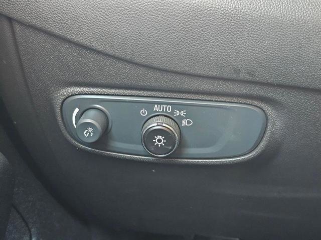 Used 2024 Chevrolet Equinox LT image 26