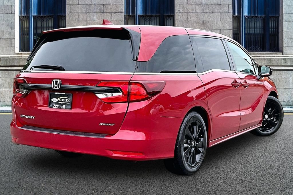 Used 2024 Honda Odyssey Sport image 11