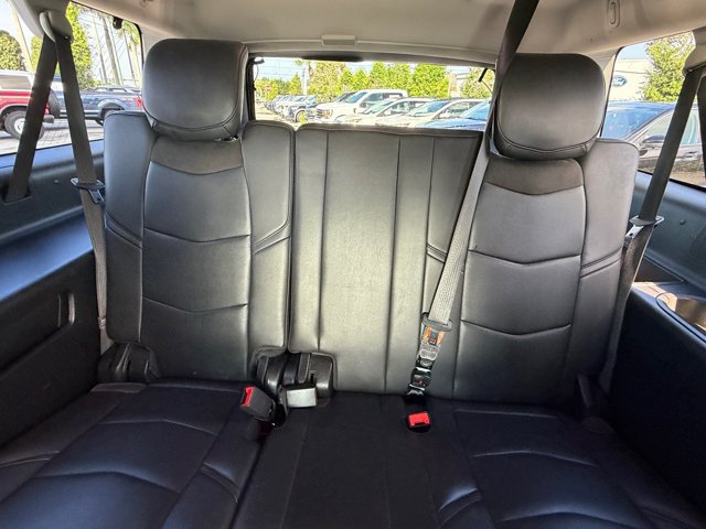 Used 2020 Cadillac Escalade ESV Luxury AWD/4WD image 18