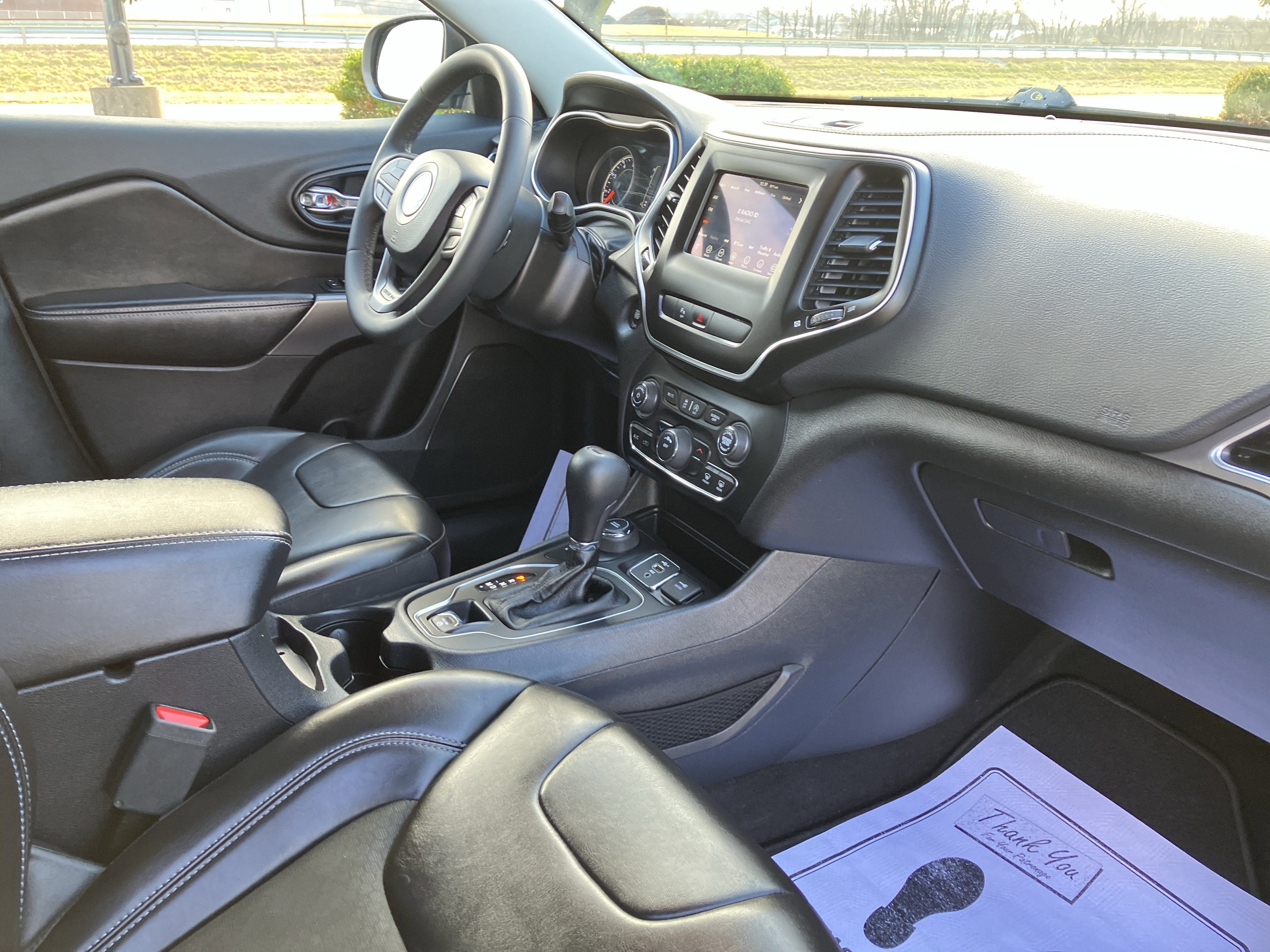 Used 2020 Jeep Cherokee Latitude Plus image 17