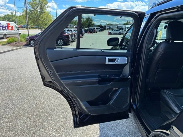Certified 2023 Ford Explorer ST w/ Equipment Group 401A AWD/4WD image 13