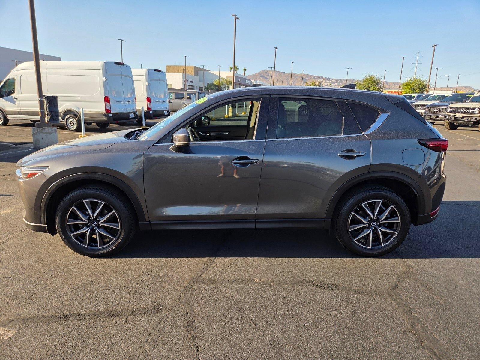 Used 2017 MAZDA CX-5 Grand Touring AWD/4WD image 3