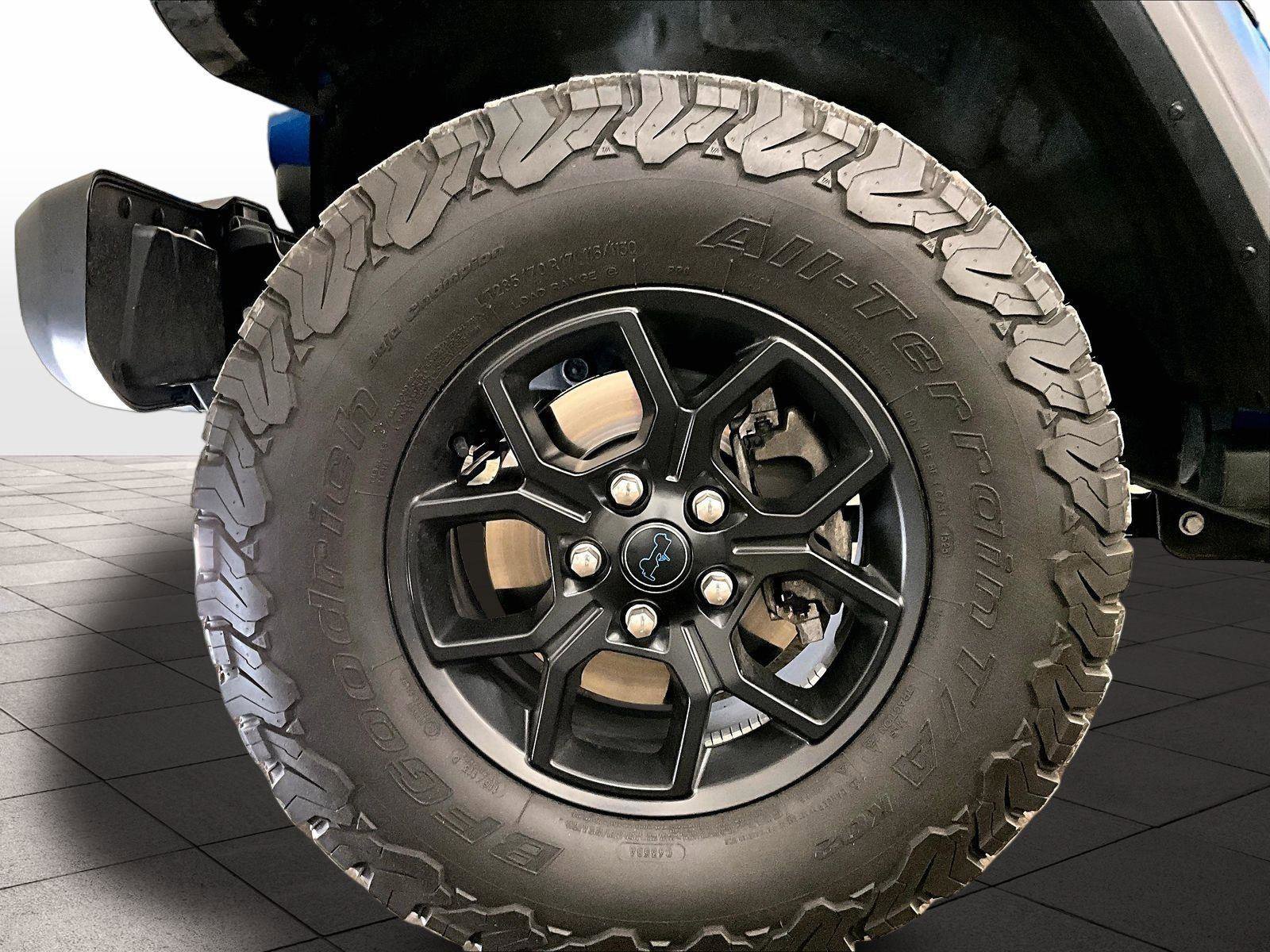 Used 2024 Jeep Wrangler Unlimited AWD/4WD image 8