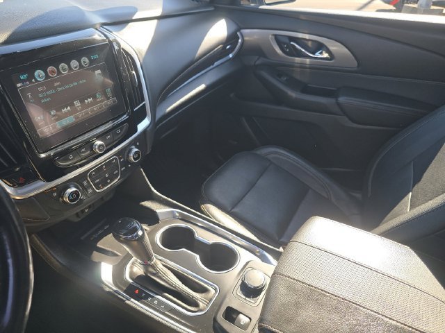 Used 2019 Chevrolet Traverse Premier w/ Redline Edition AWD/4WD image 13