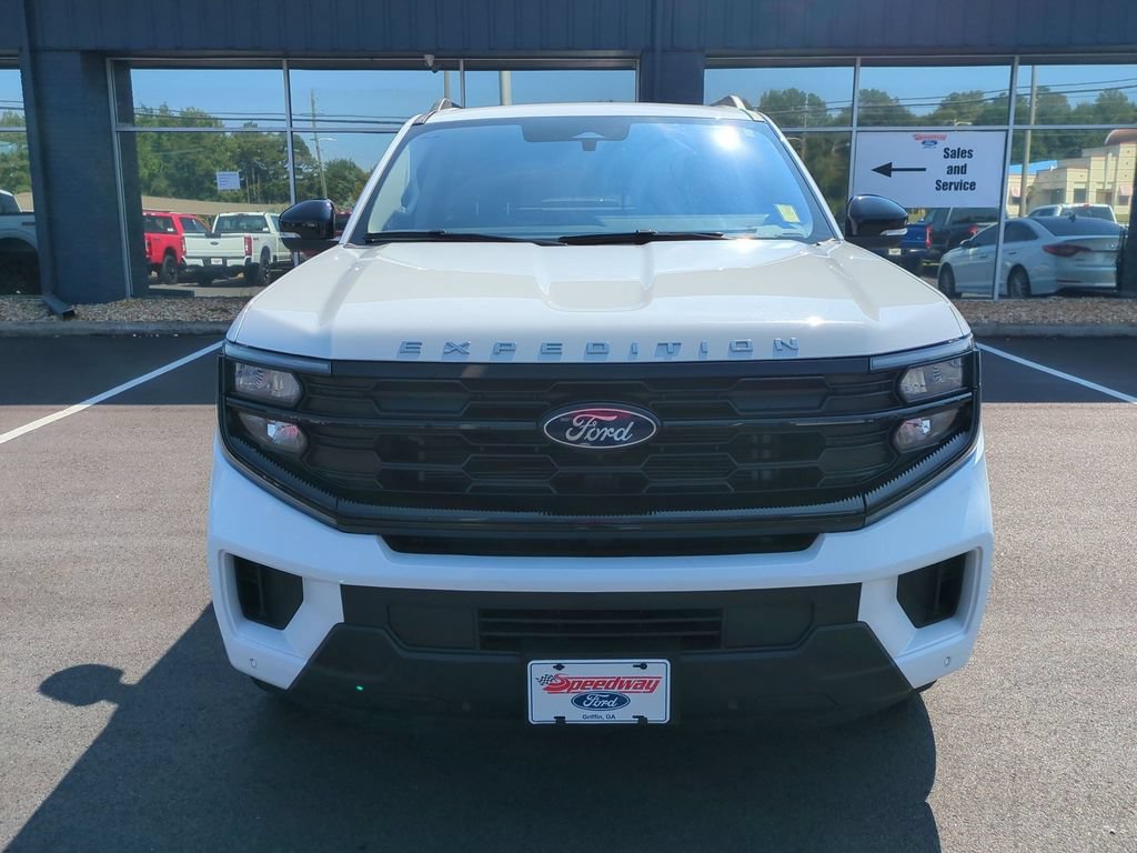 Certified 2025 Ford Expedition Active RWD image 2