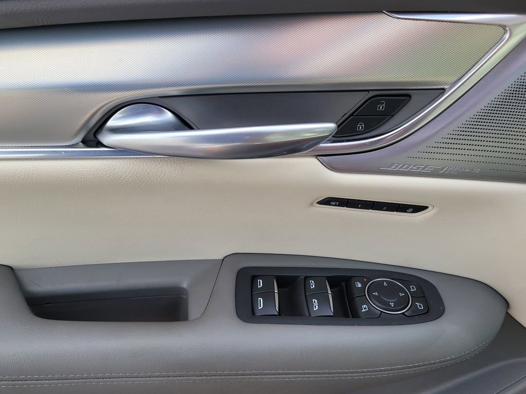 Used 2023 Cadillac XT5 Premium Luxury image 15