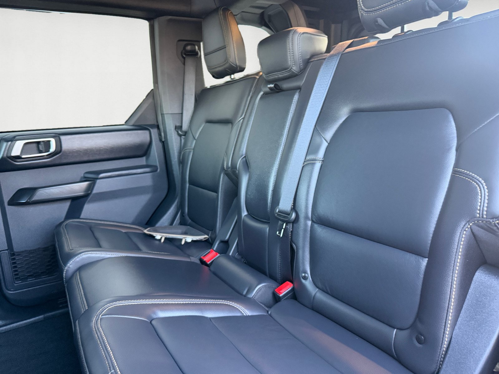 Certified 2025 Ford Bronco Badlands AWD/4WD image 13