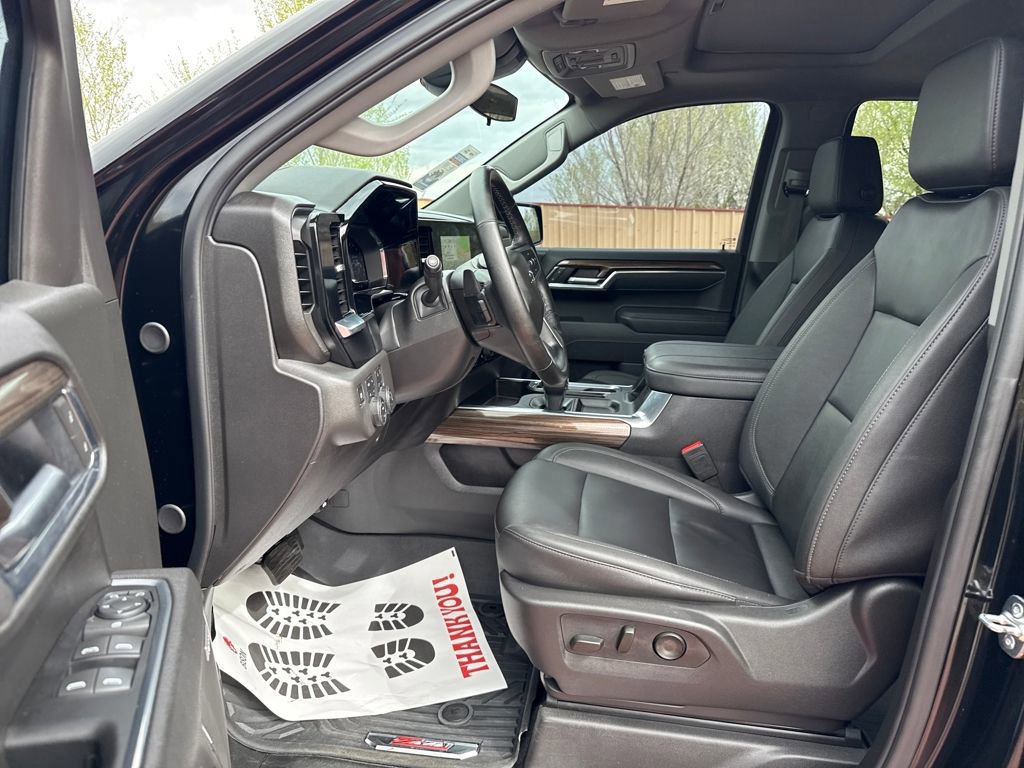 Used 2025 Chevrolet Silverado 1500 LT Trail Boss w/ LT Trail Boss Premium Package image 10