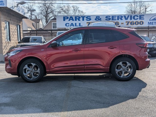 Certified 2024 Ford Escape ST-Line w/ Tech Pack #1 AWD/4WD image 7
