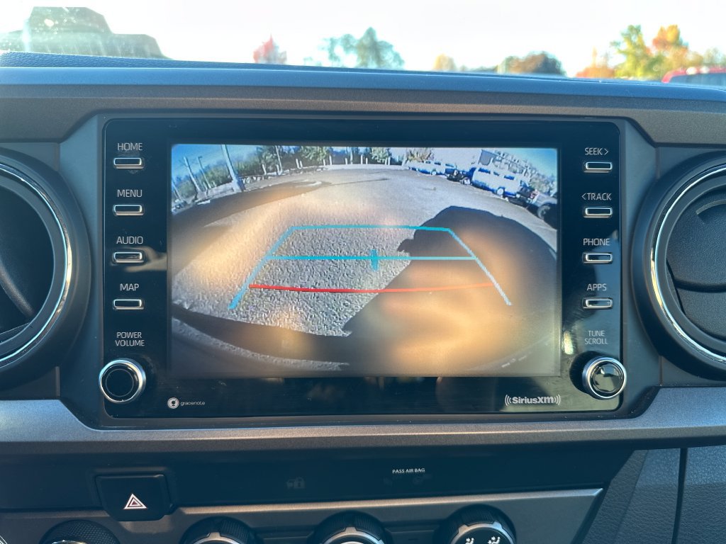 Used 2020 Toyota Tacoma TRD Sport w/ Technology Package AWD/4WD image 12