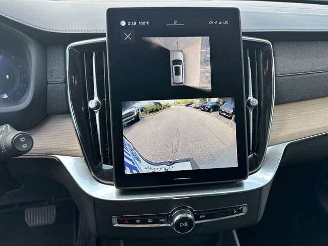 Used 2025 Volvo XC90 B6 Plus AWD/4WD image 29