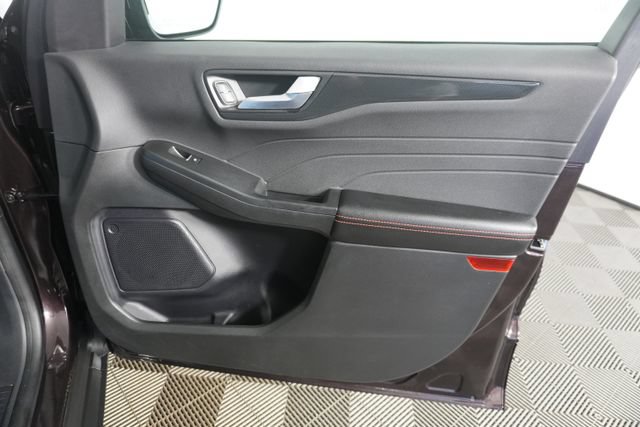 Certified 2023 Ford Escape ST-Line w/ Tech Pack #1 AWD/4WD image 36