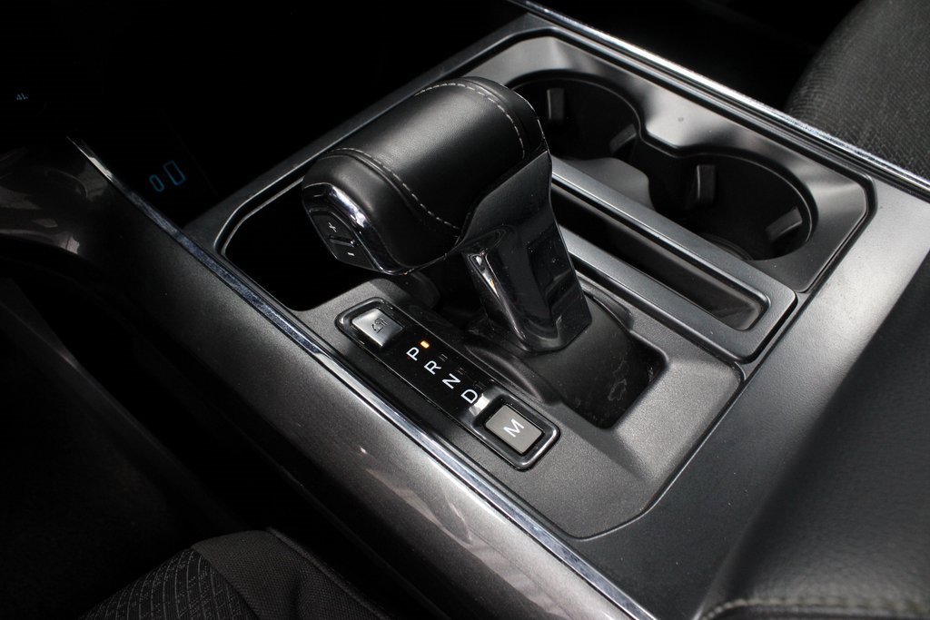 Certified 2022 Ford F150 XLT w/ Equipment Group 301A Mid image 35