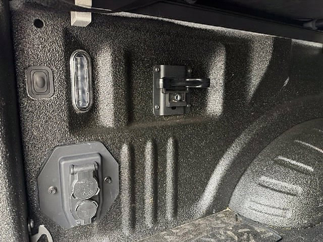 Certified 2023 Ford F350 Limited w/ FX4 Off-Road Package AWD/4WD image 17