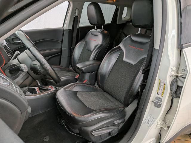 Used 2019 Jeep Compass Trailhawk AWD/4WD image 12